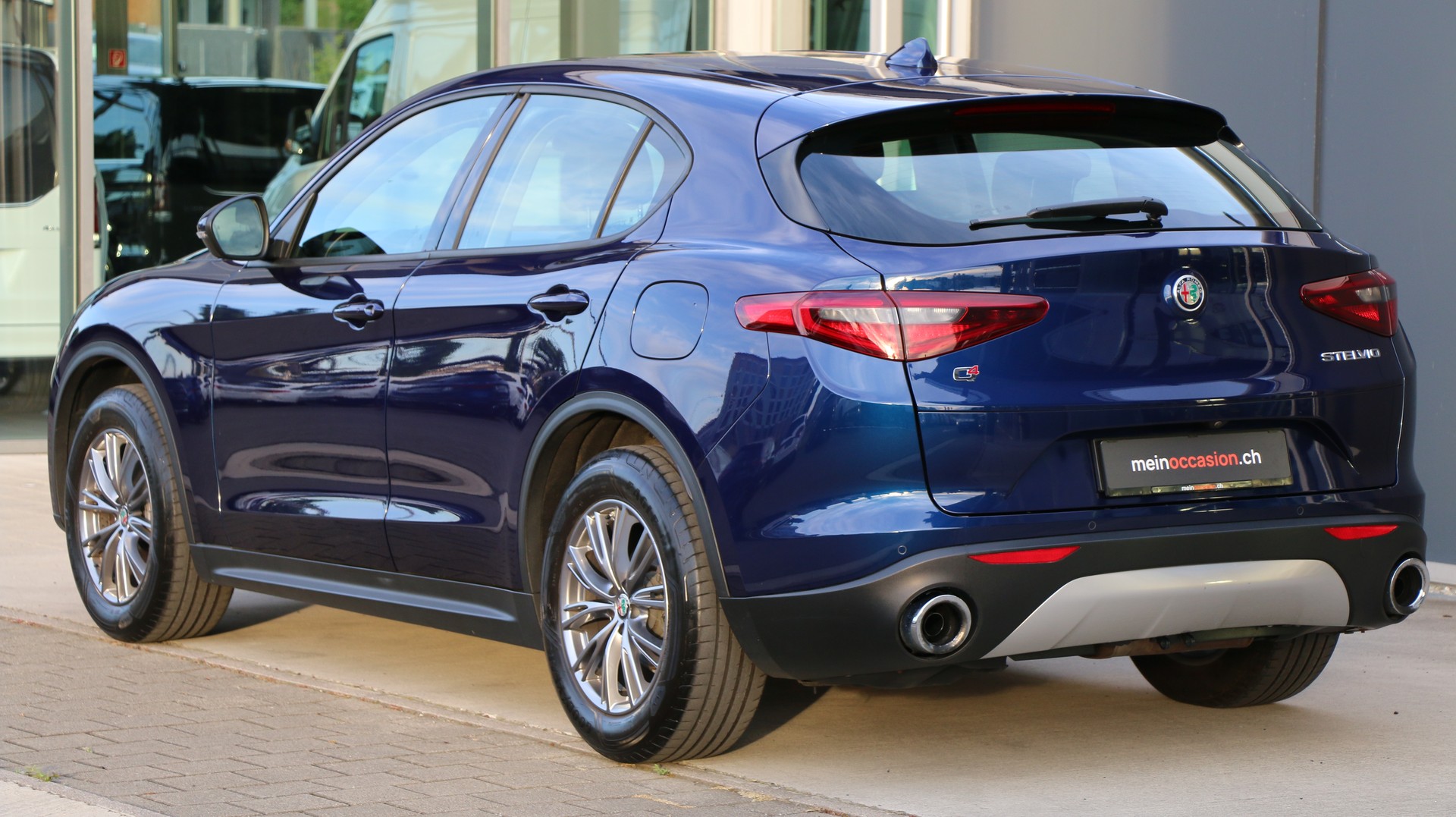 Alfa Romeo Stelvio 2.2 JTDM Q4 (2018) - fotografia 5