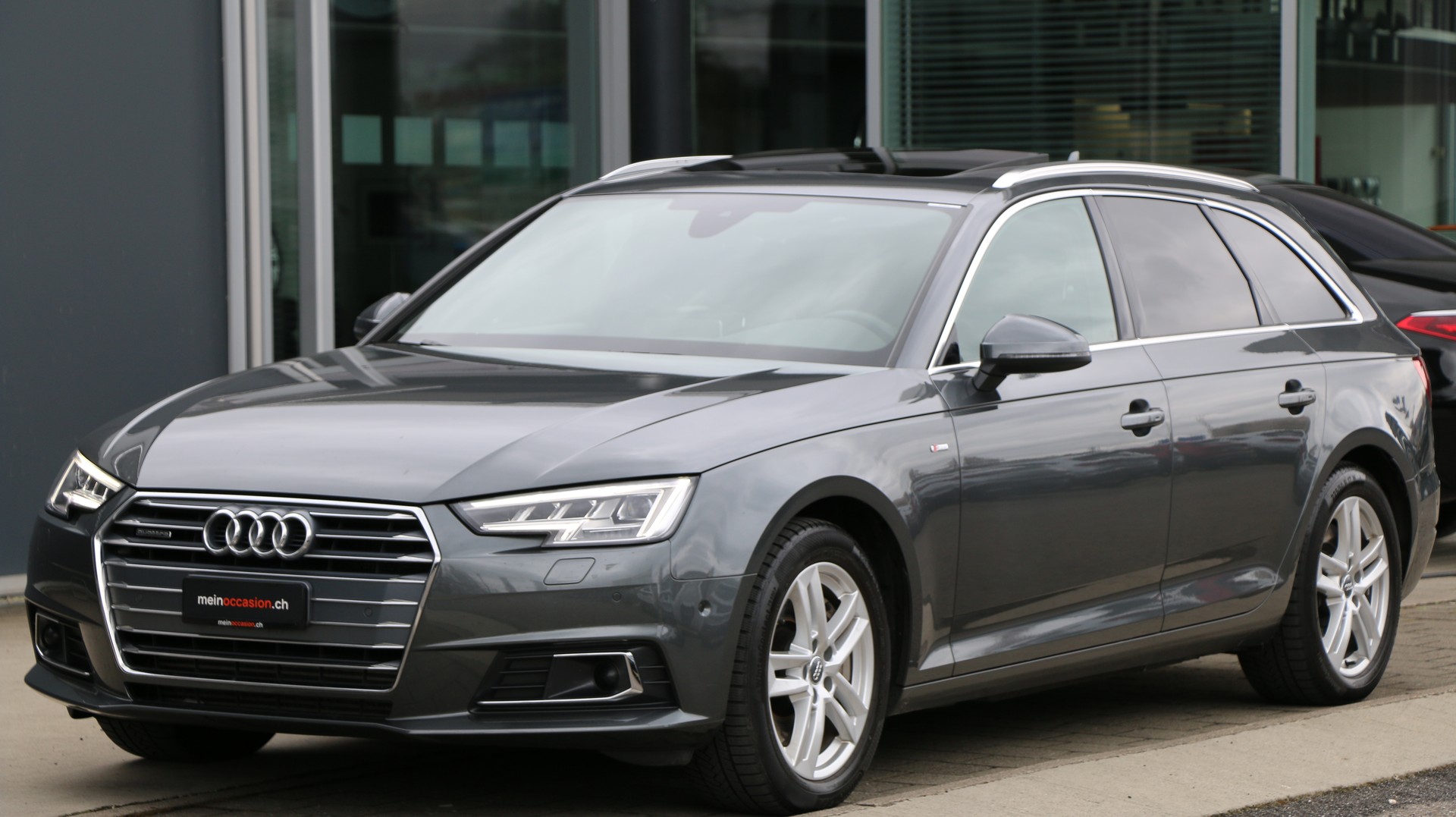 Audi A4 Avant 3.0 TDI Sport quattro (2018) - fotografia 2