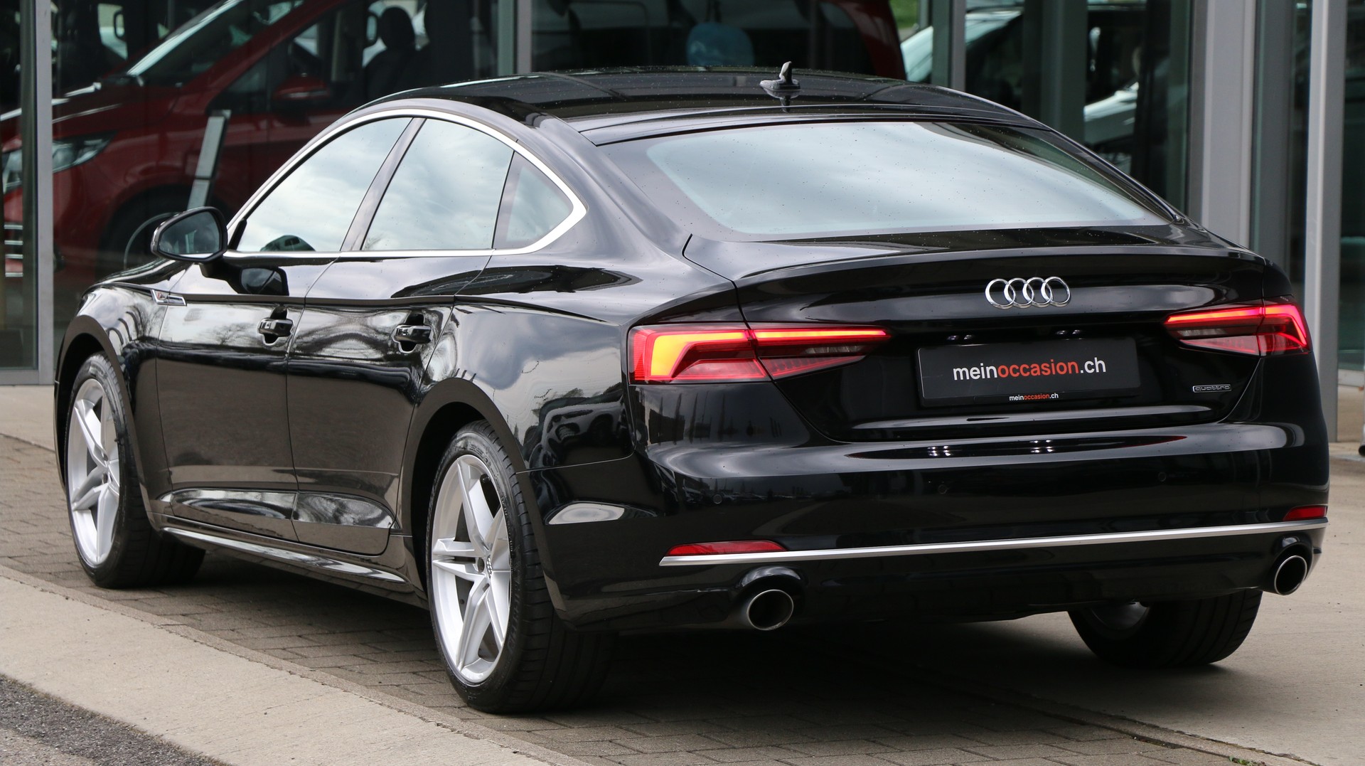 Audi A5 Sportback 2.0 TFSI S quattro (2017) - fotografia 4