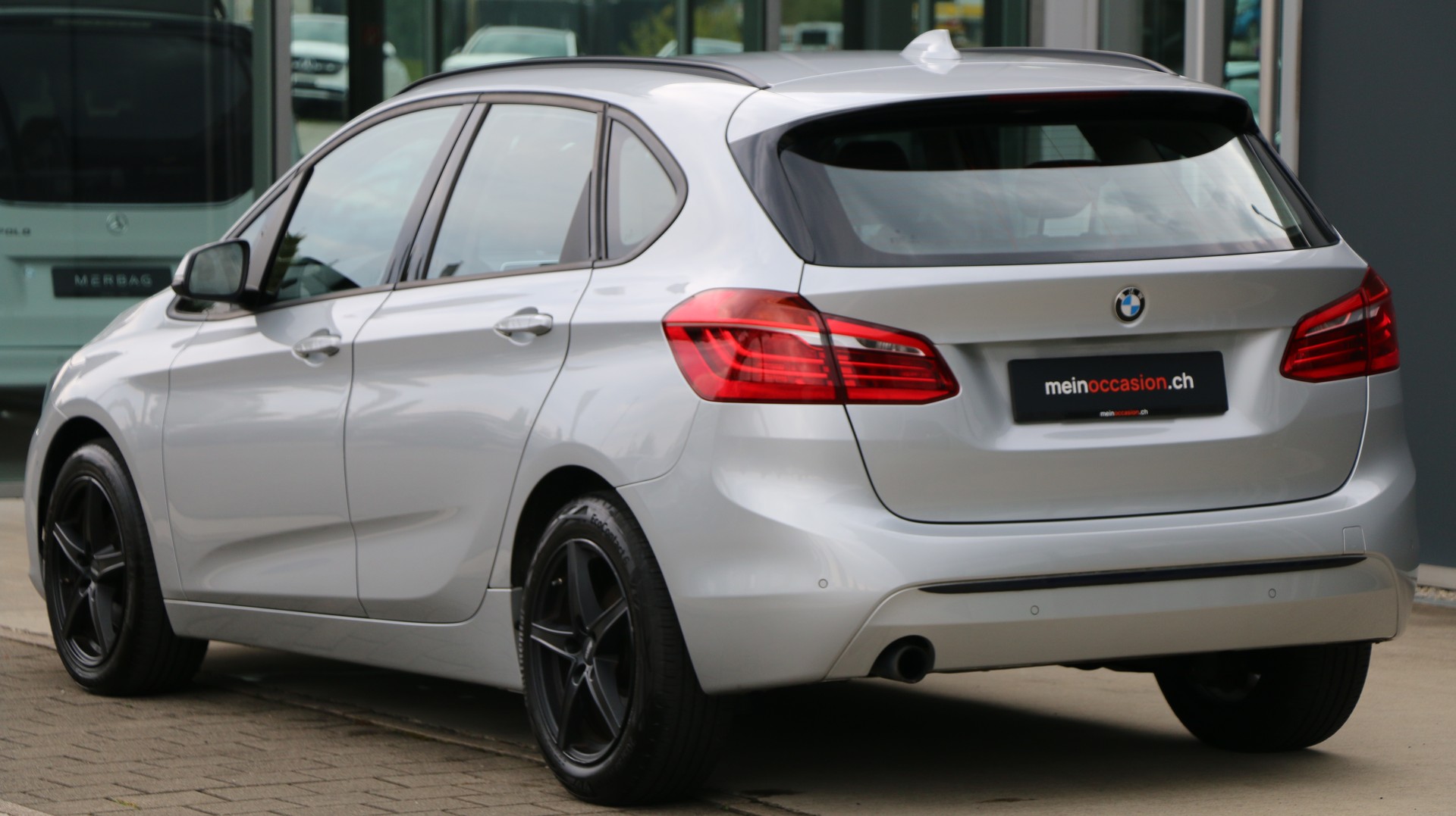 BMW 218d Active Tourer Sport (2015) - fotografia 4