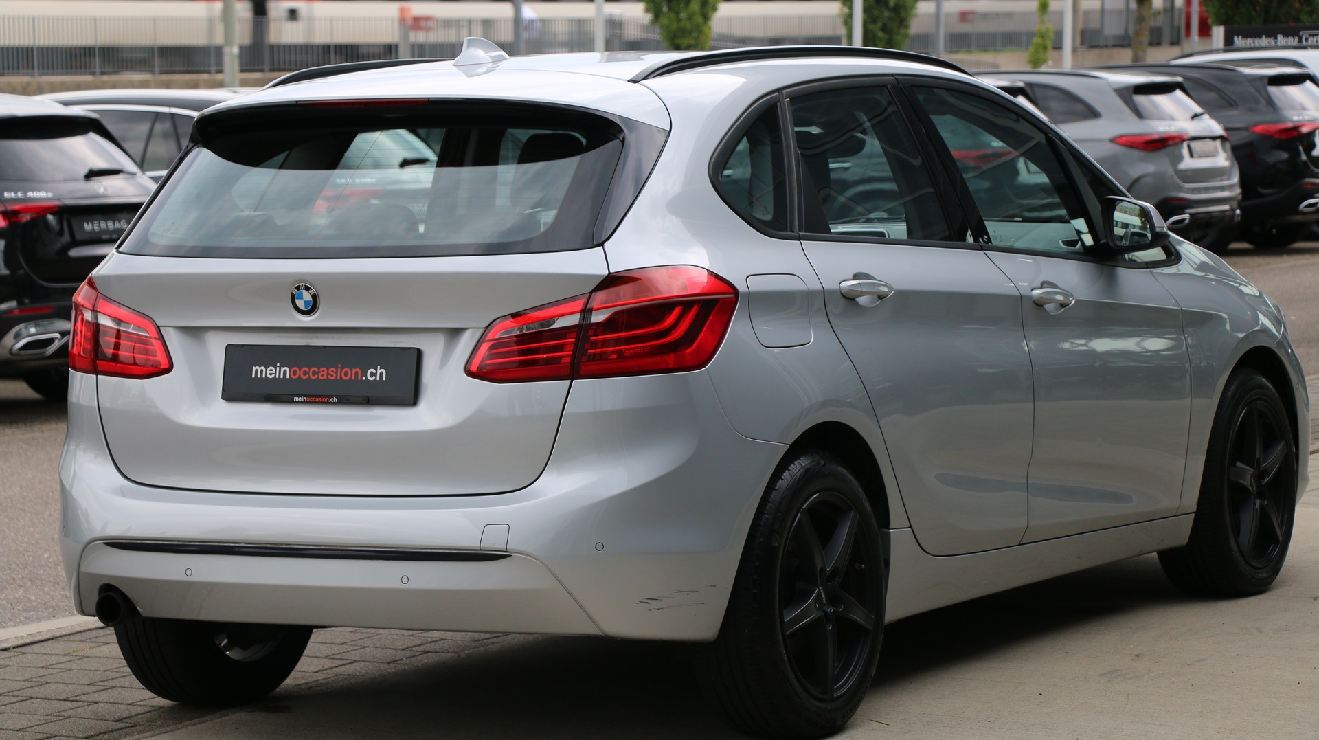 BMW 218d Active Tourer Sport (2015) - fotografia 6