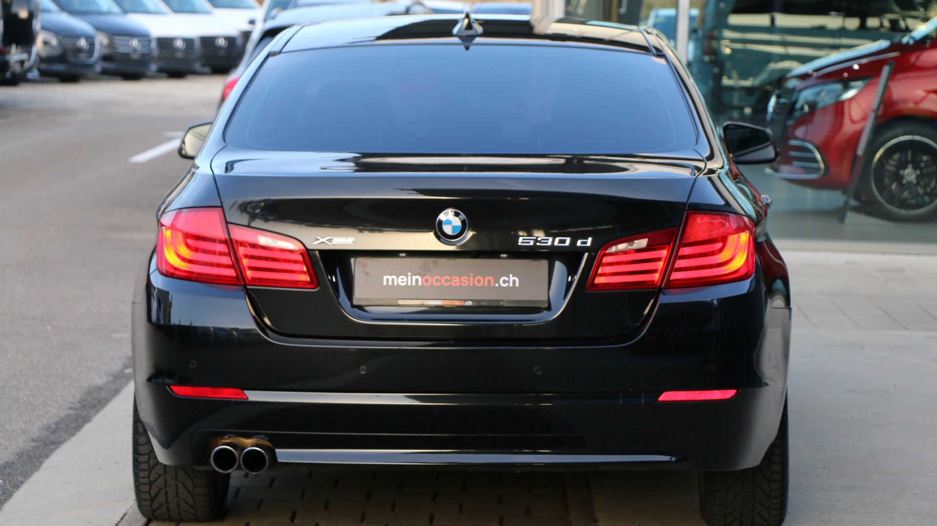 BMW 530d xDrive (2013) - fotografia 6