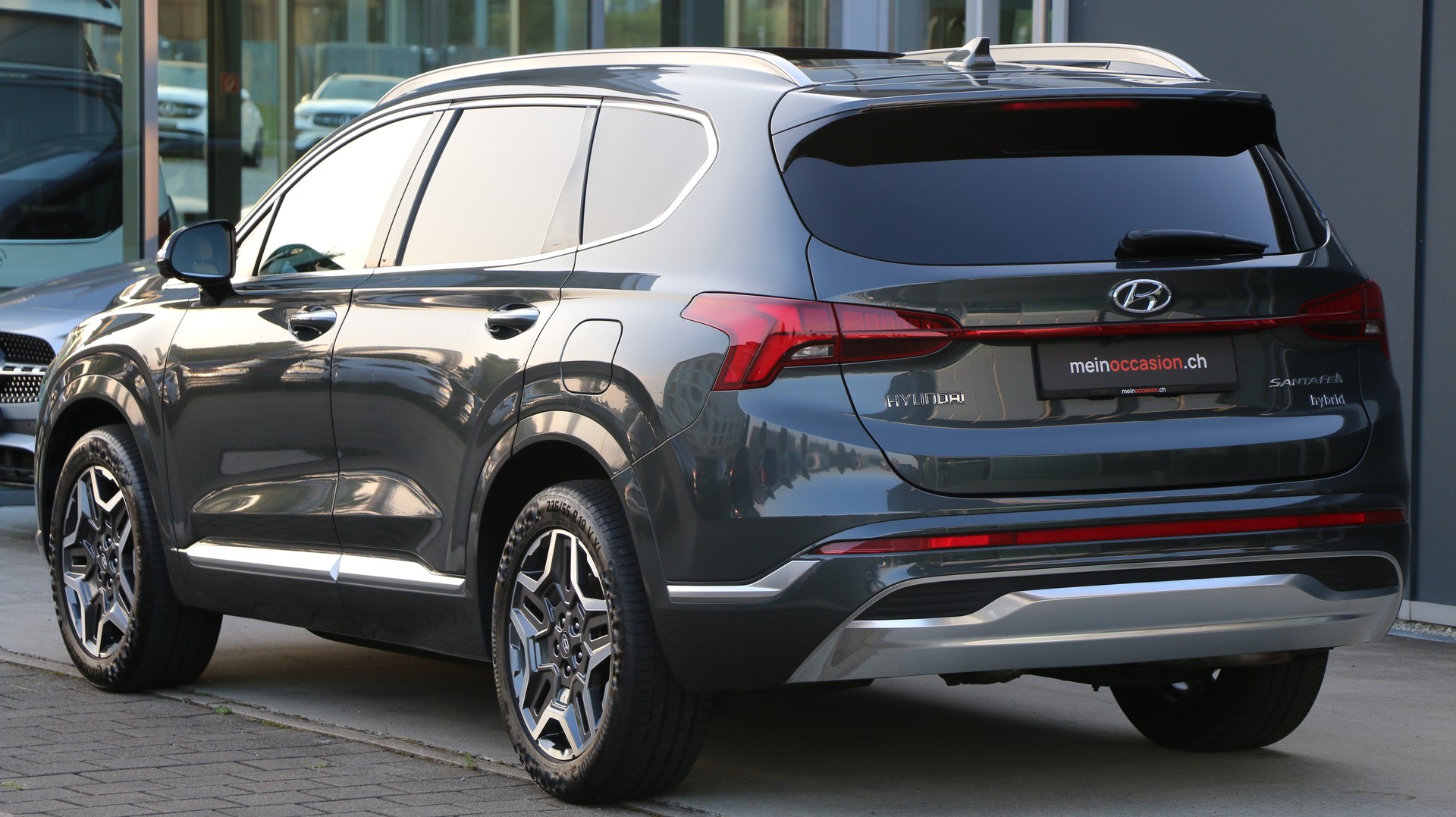 Hyundai Santa Fe 1.6 HEV 4WD (2021) - fotografia 3