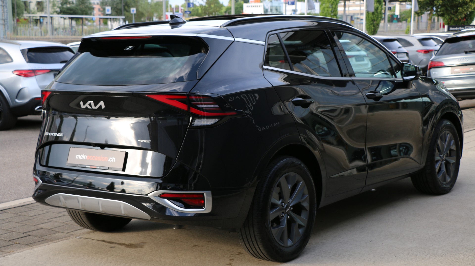 Kia Sportage 1.6T HEV GT (2023) - fotografia 6