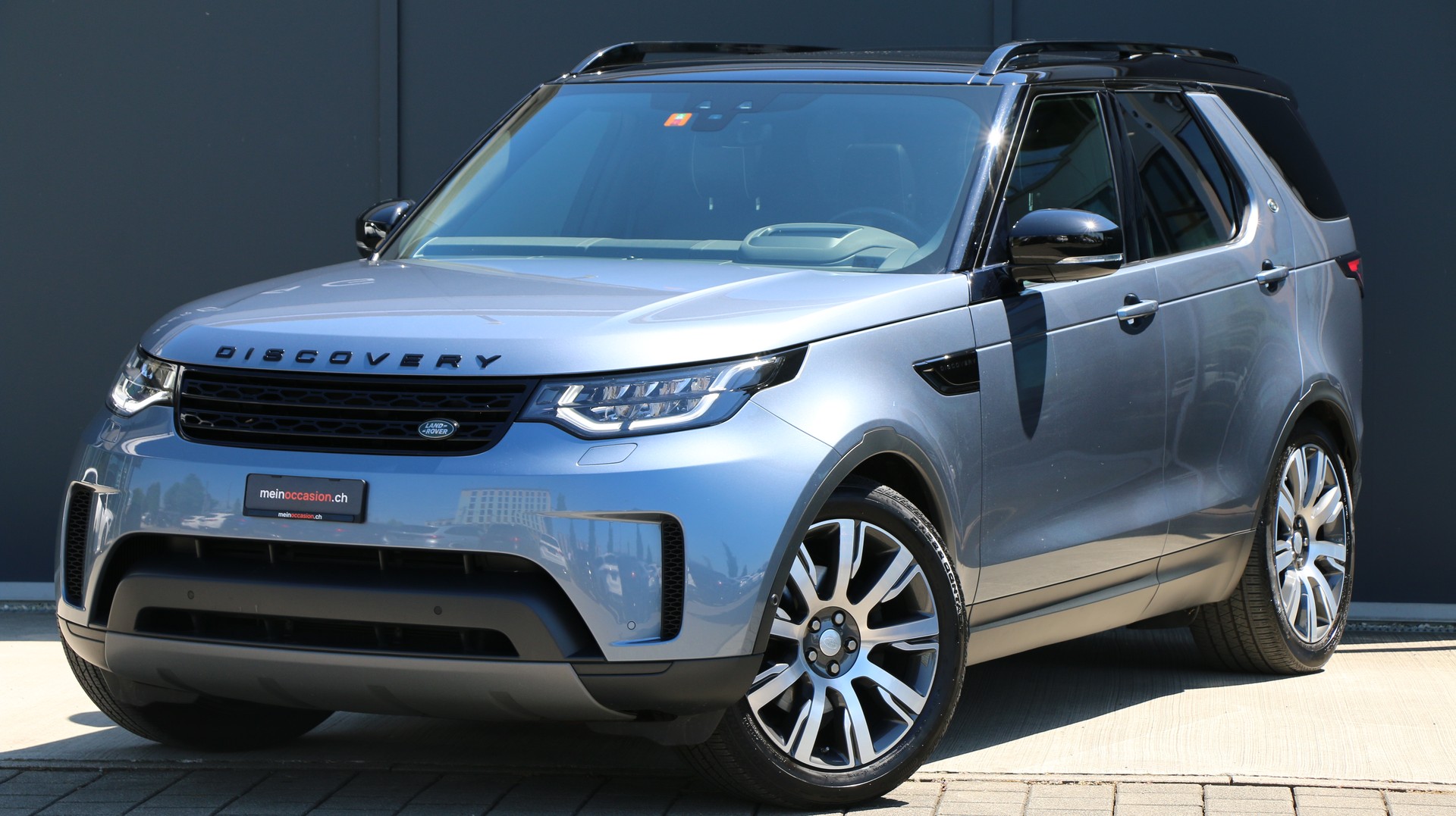 Land Rover Discovery 2.0 Si4 HSE (2019) - fotografia 2