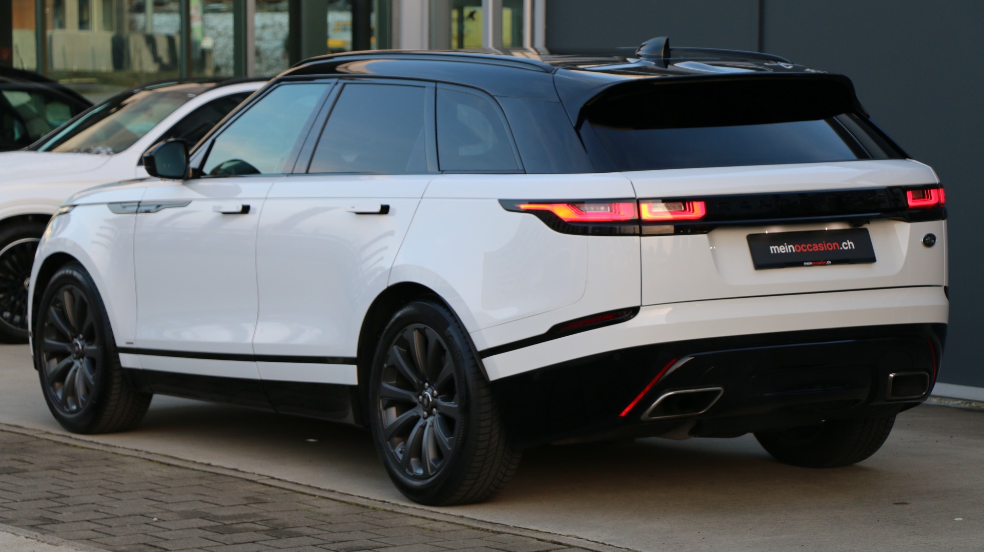 Land Rover RR Velar D 300 SE (2019) - fotografia 4