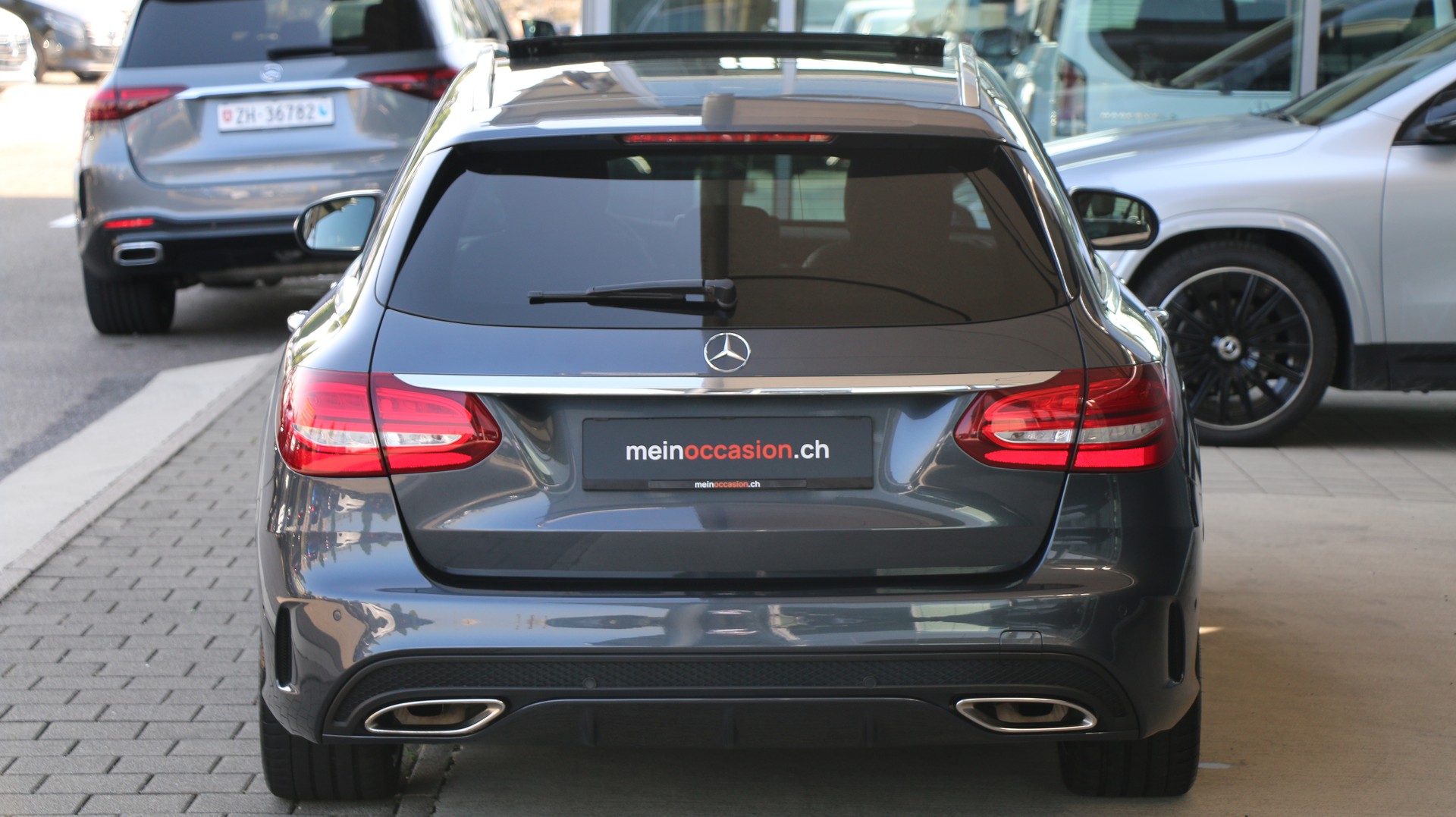 Mercedes-Benz C 400 AMG Line 4Matic (2015) - fotografia 5