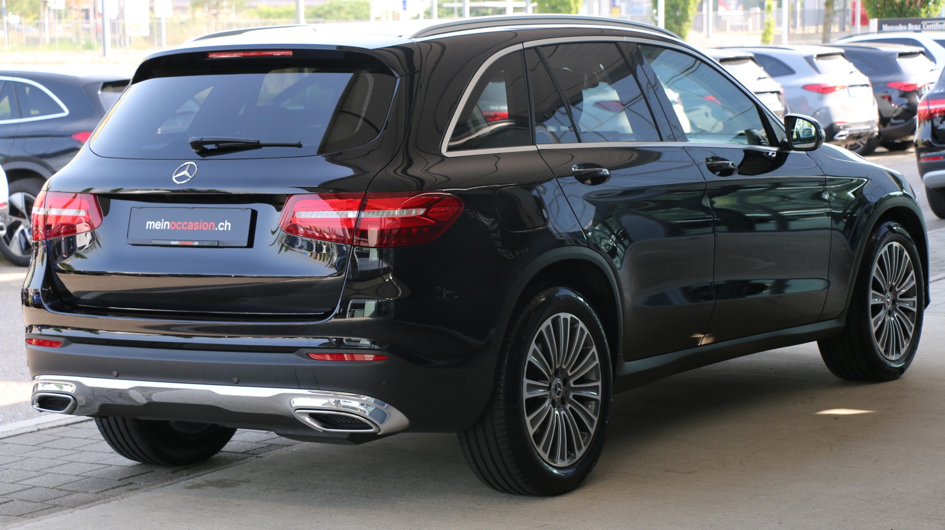 Mercedes-Benz GLC 220 d 4Matic (2017) - fotografia 6