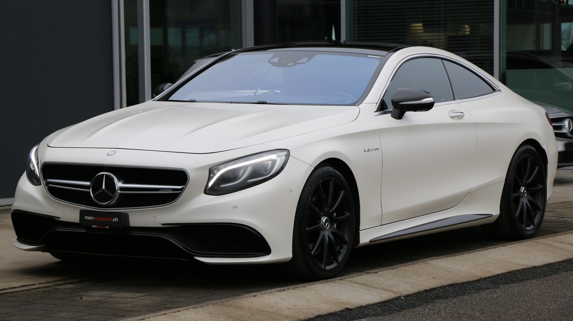 Mercedes-Benz S 63 AMG 4Matic (2015) - fotografia 2