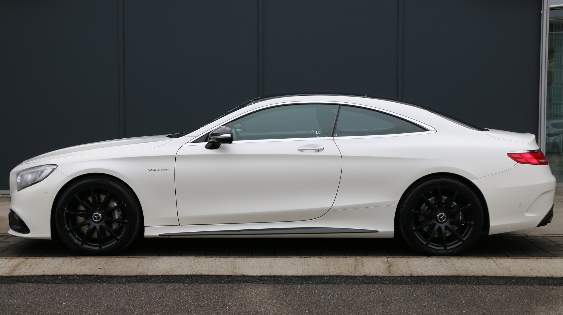 Mercedes-Benz S 63 AMG 4Matic (2015) - fotografia 3