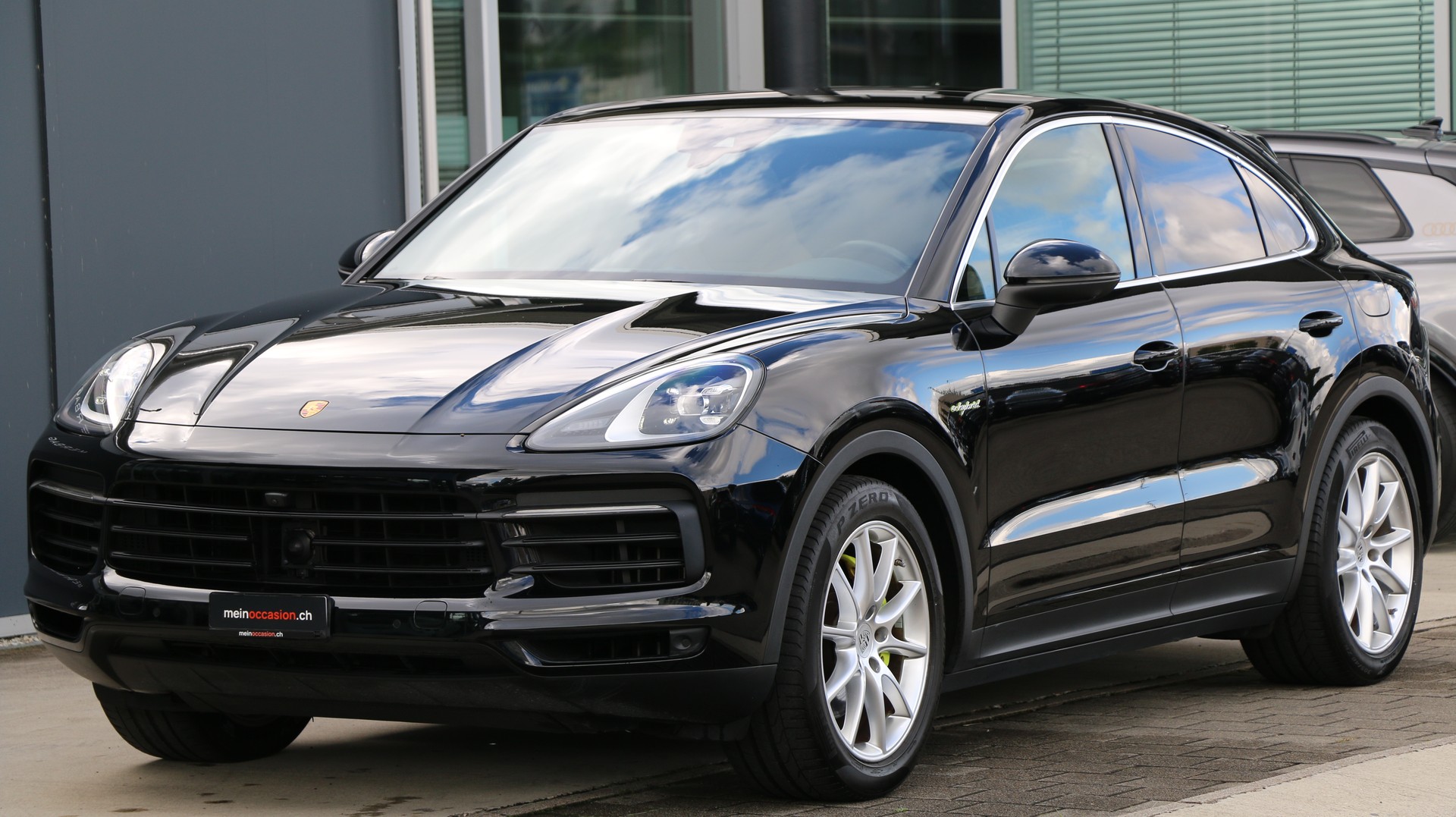 Porsche Cayenne Coupé E-Hybrid (2019) - fotografia 2