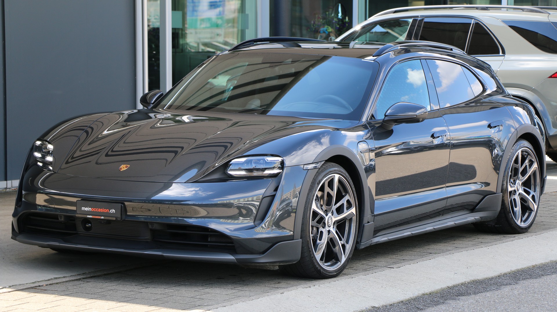 Porsche Taycan 4 Cross Turismo (2022) - fotografia 5