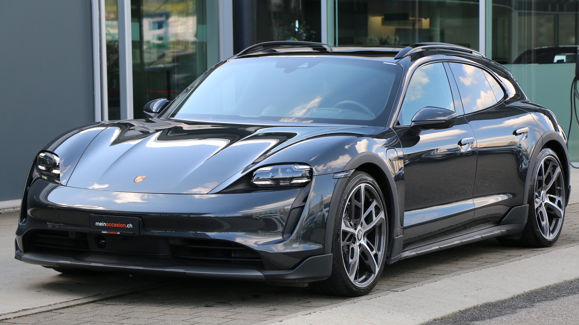 Porsche Taycan 4 Cross Turismo (2022) - fotografia 6
