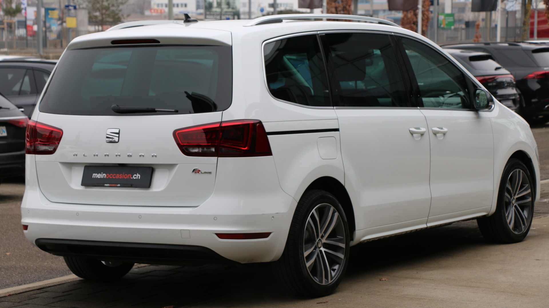 SEAT Alhambra 1.4TSI Style (2021) - fotografia 6