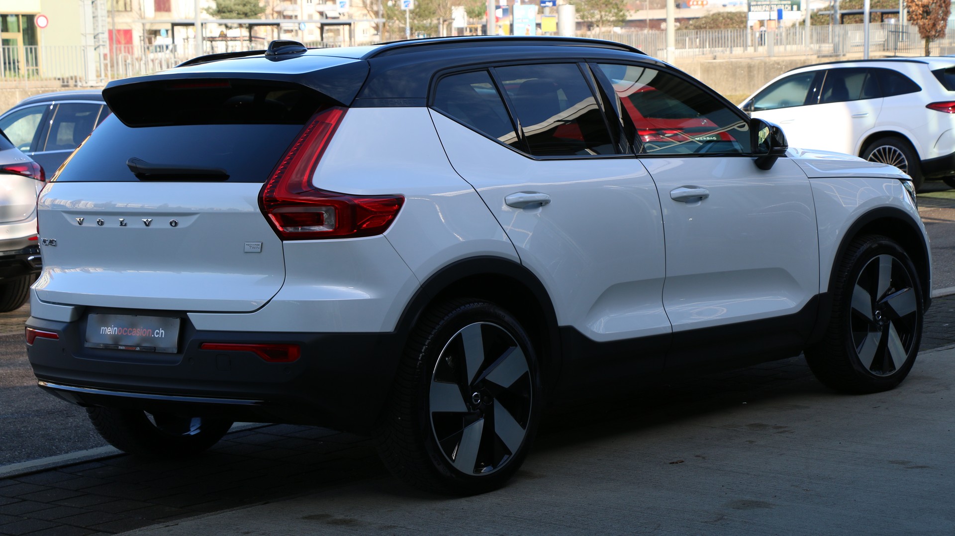 Volvo XC40 P8 AWD Recharge Ultimate (2023) - fotografia 6