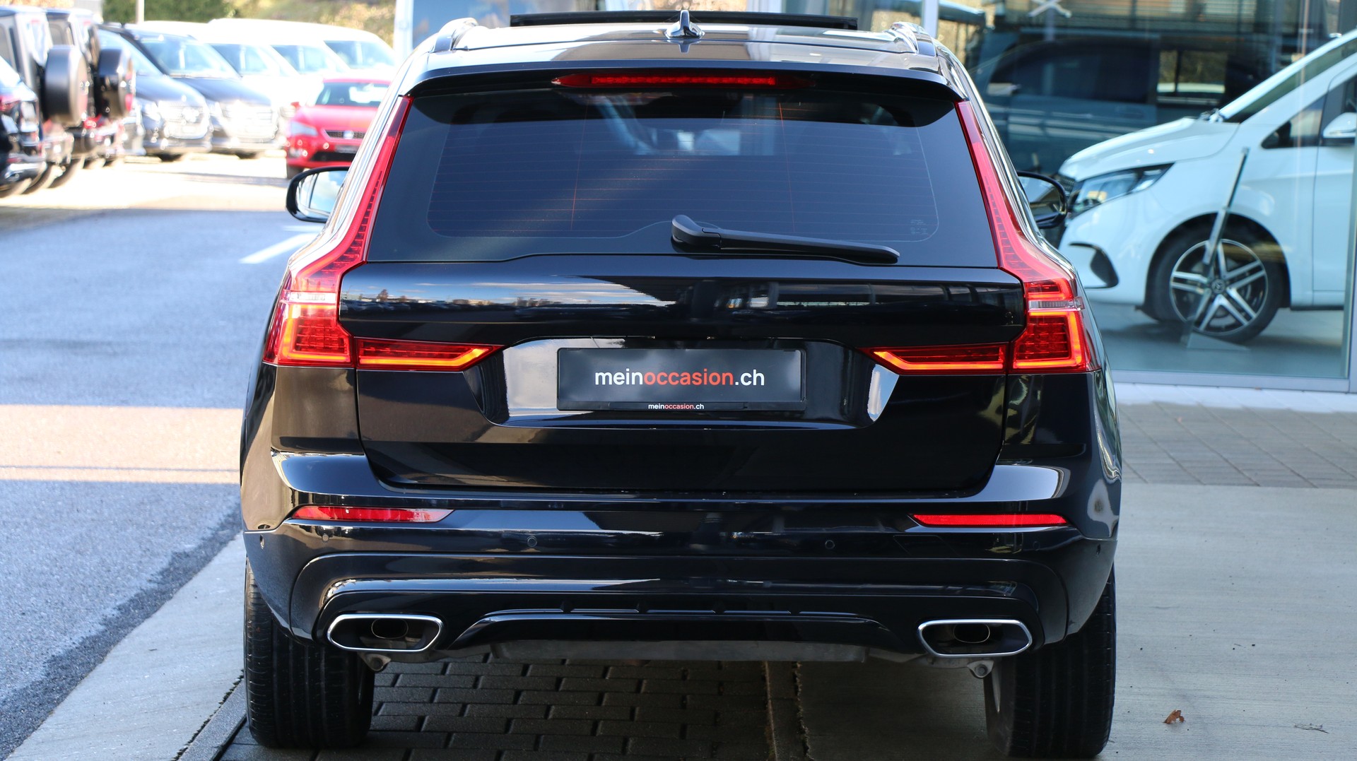 Volvo XC60 T8 eAWD (2020) - fotografia 5